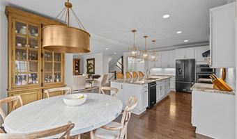 216 Hickory Ln, Adams Twp., PA 16046