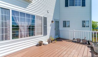 1094 Holly Dr, Antioch, IL 60002