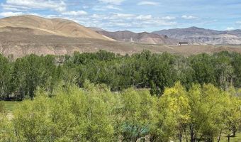 190 Meadow Rd, Challis, ID 83226