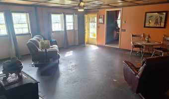 167 N Thomas St, Baxley, GA 31513