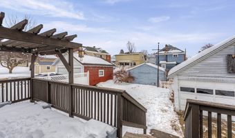 19 Pleasant Ave, Amsterdam, NY 12010