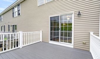 15 Shaker Heights Ln, Chester, NH 03036
