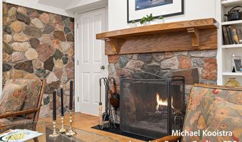 7320 Valhalla Dr SE, Alto, MI 49302