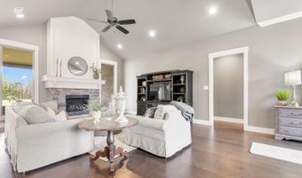 4033 Vineyard Way, Alexander, AR 72002