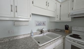 301 Commerce Way E 104, Atlantic Beach, NC 28512