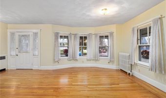 154 Armington St, Cranston, RI 02905