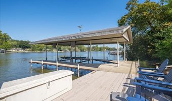 925 N River Rd, Algonquin, IL 60102