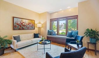 5870 Persimmon Dr, Fitchburg, WI 53711