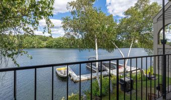 51 River Front Dr 3, Manchester, NH 03102