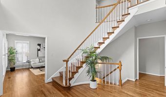 43478 GOLDEN MEADOW Cir, Ashburn, VA 20147