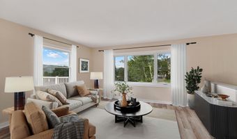 21 Moonlight Dr, Barre, VT 05641