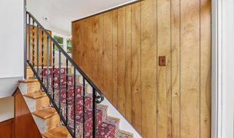 4712 SPRINGBROOK Dr, Annandale, VA 22003