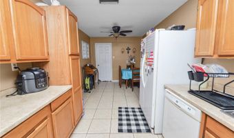 517 TANGLEWOOD Dr, Auburndale, FL 33823