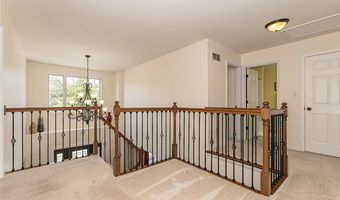 733 Castle Ridge Dr, Ballwin, MO 63021