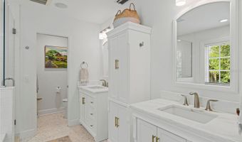 1207 W NEW HAMPSHIRE St, Orlando, FL 32804