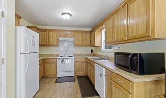 432 2nd St, Big Sandy, TN 38221