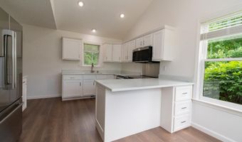 7 St Andrews Dr, Bedford, NH 03110
