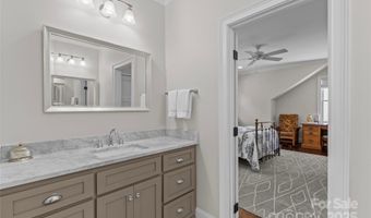 1241 Rollins Ave, Charlotte, NC 28205