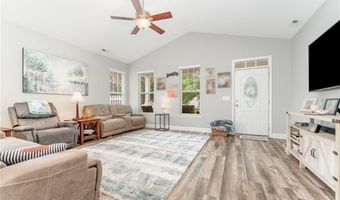 197 Parkview Ln, Advance, NC 27006