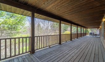 750 Double Springs Dr, Almond, NC 28702