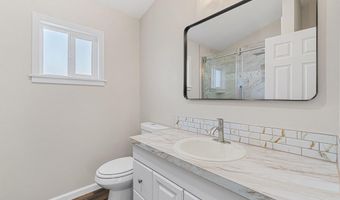 1231 Cedar Dr, Arcata, CA 95521