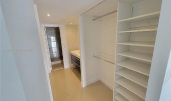 3301 N Country Club Dr 811, Aventura, FL 33180