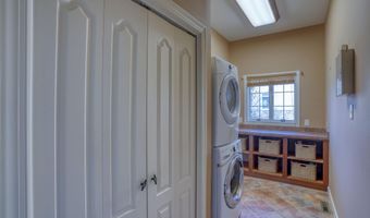 1810 WINDSWEPT Cir, Dover, DE 19901