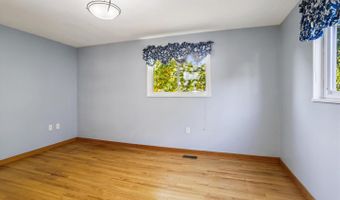 4510 GRETNA St, Bethesda, MD 20814