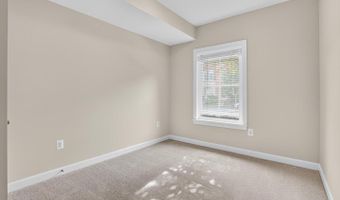 44692 COLLINGDALE Ter, Ashburn, VA 20147