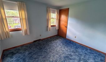 100 Chadwick Ln, Austintown, OH 44515