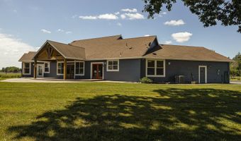 23522 Chaffey Ln, Aurora, OR 97002