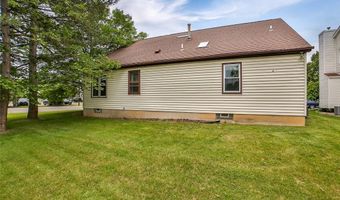 831 Robin Rd, Amherst, NY 14228