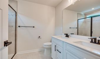 220 Anchor Way, Aberdeen, NJ 07721