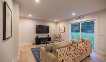 319 Harmons Corner Rd, Auburn, ME 04210