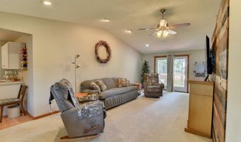 307 3rd St, Armstrong, IA 50514