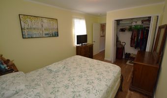 953 Robbins, Algonac, MI 48001