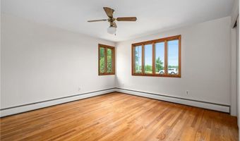 245 W Wrentham Rd, Cumberland, RI 02864