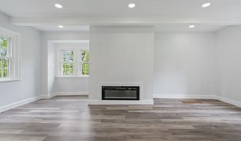 305 McCormack Rd, Albany, NY 12208