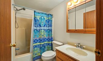 605 N Scenic Dr, Albrightsville, PA 18210
