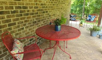 674 Cantrell Rd, Big Sandy, TN 38221