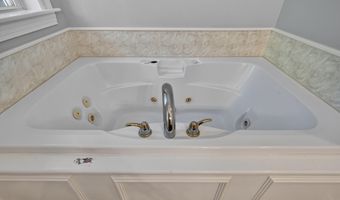 33 Taywood Rd, Auburn, ME 04210