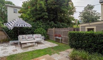 1 Pell St, Newport, RI 02840