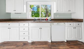 407 W Main St, Blue Mountain, MS 38610