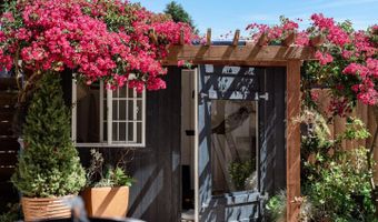 527 Clubhouse Dr, Aptos, CA 95003
