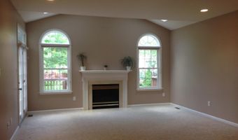 810 MANCHESTER Dr, Ambler, PA 19002