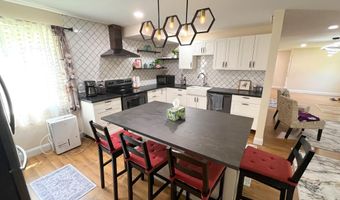 20 Occoquan Trl, Albrightsville, PA 18210