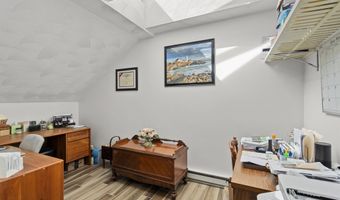 36 Elm St, Alton, NH 03810