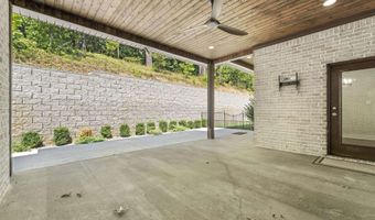 7901 S Shoreline Blvd, Benton, AR 72019