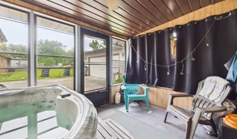 4620 Southview Dr, Anderson, IN 46013