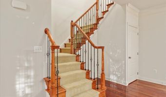 23234 EVERGREEN RIDGE Dr, Ashburn, VA 20148